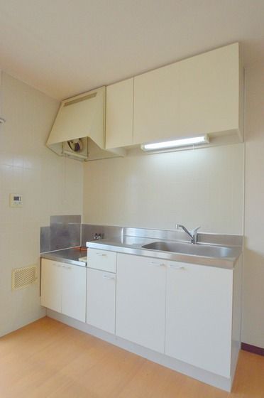 �y�L�b�`���z�@