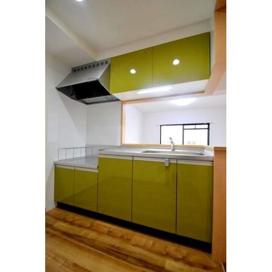 �y�L�b�`���z�@