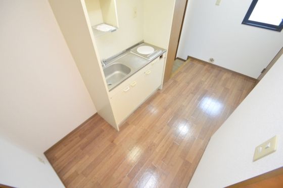 �y�L�b�`���z�@�L�b�`�X�y�[�X�E�①�ɒu�������������m�ہB