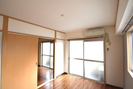 �y���̑������E�X�y�[�X�z�@