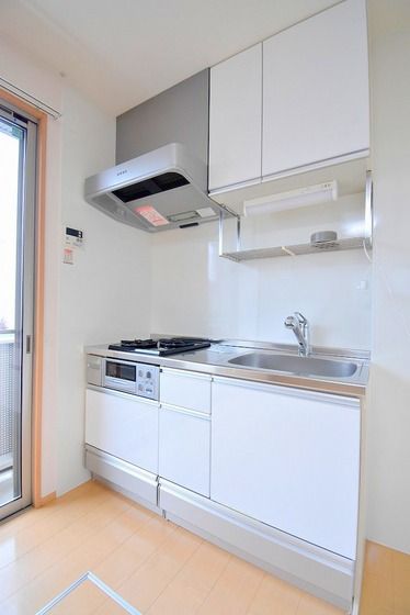 �y�L�b�`���z�@