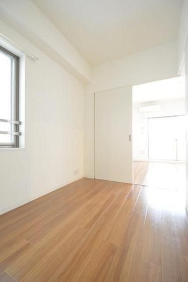 �y�����E���r���O�z�@�m��4.1��