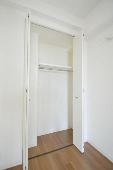 �y���[�z�@�N���[�[�b�g