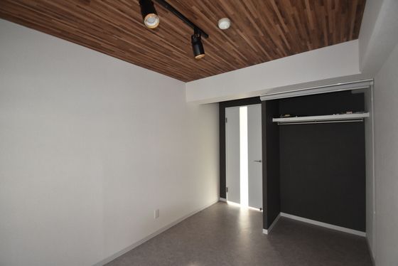 �y���̑������E�X�y�[�X�z�@