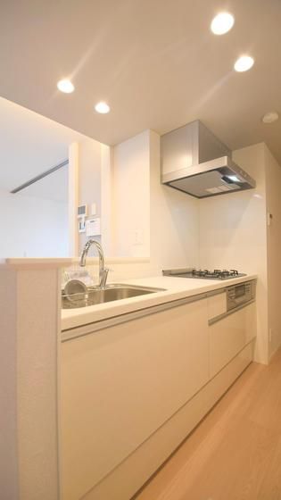 �y�L�b�`���z�@