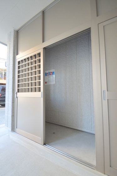 �~�n����p�S�~�̂ď�