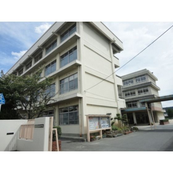 �y���Ӂz�@���w�Z