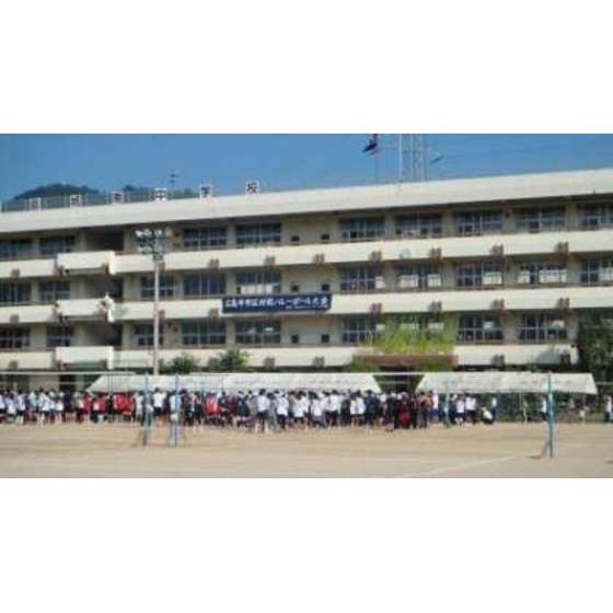 �y���Ӂz�@���w�Z