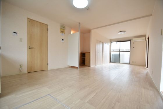 �y���̑������E�X�y�[�X�z�@