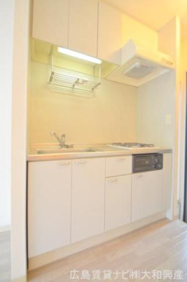 �y�L�b�`���z�@