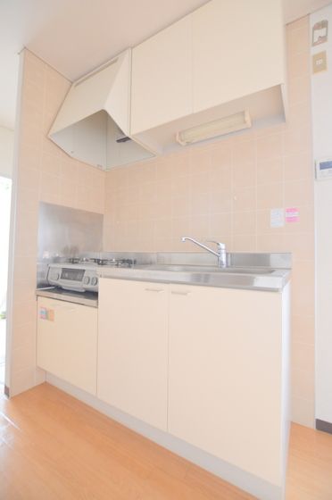 �y�L�b�`���z�@