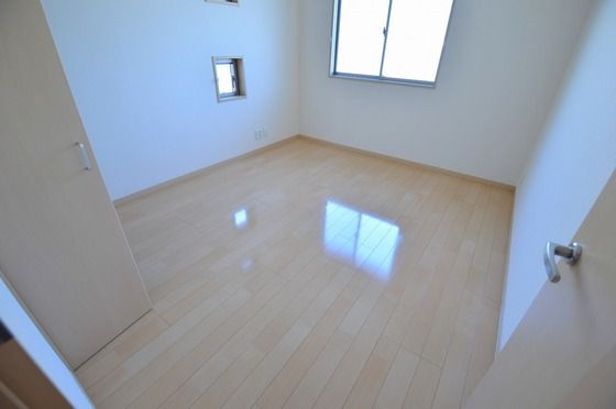 �y���̑������E�X�y�[�X�z�@