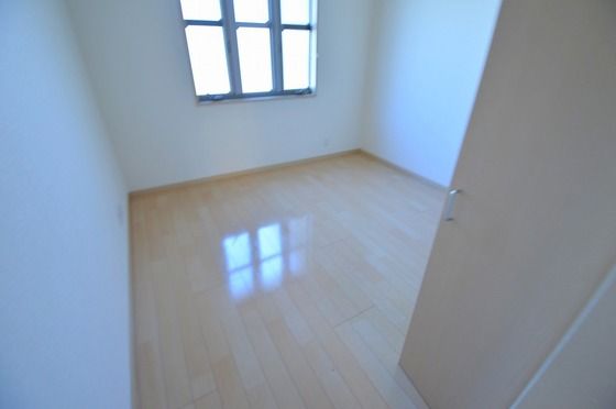 �y���̑������E�X�y�[�X�z�@