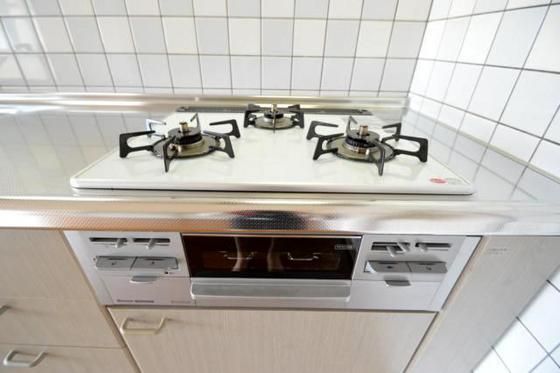 �y���̑��ݔ��z�@�V�X�e���L�b�`��3���ȏ�R����