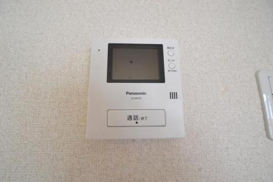 �y�Z�L�����e�B�z�@���j�^�[�t���C���^�[�z��