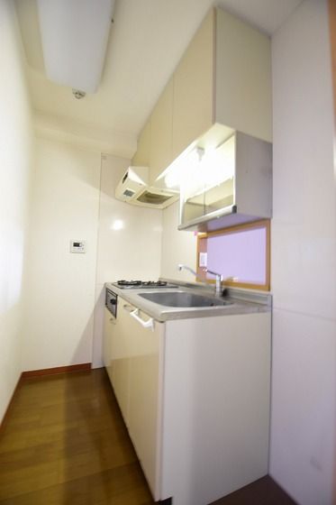 �y�L�b�`���z�@