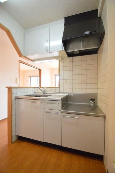 �y�L�b�`���z�@