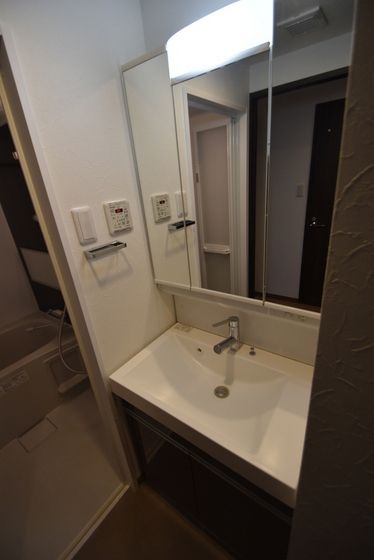 �y���ʏ��z�@