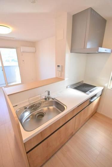 �y�L�b�`���z�@