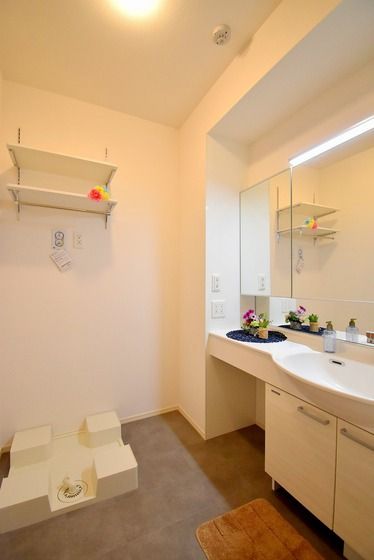 �y���ʏ��z�@