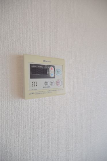 �y���̑��ݔ��z�@