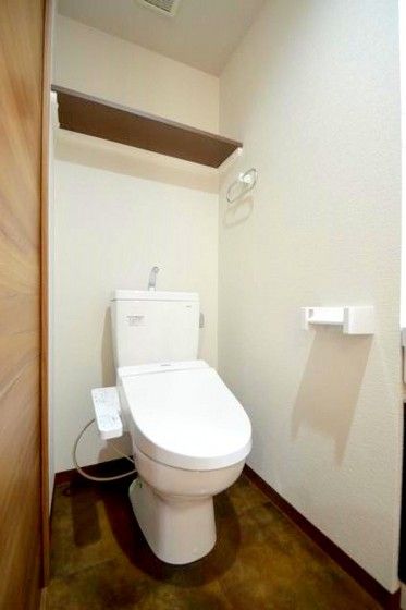 �y�g�C���z�@�E�H�V�����b�g�t