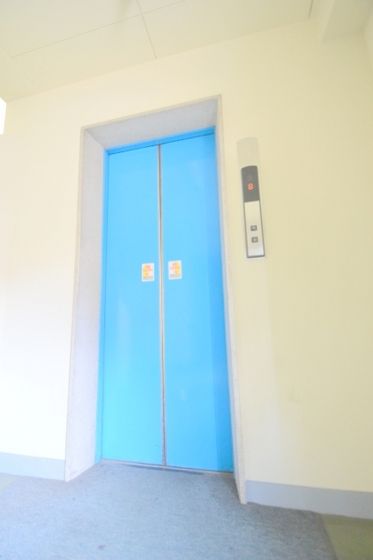 �G���x�[�^�[�t�I