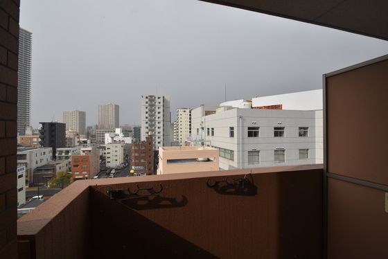 �y���]�z�@