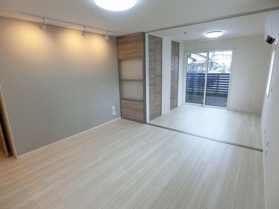 �y���̑������E�X�y�[�X�z�@