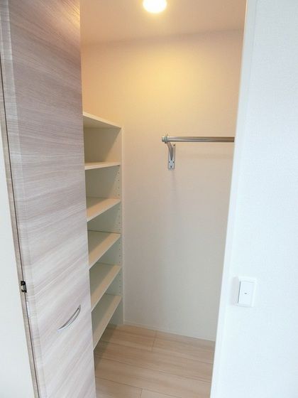 �y���̑��ݔ��z�@