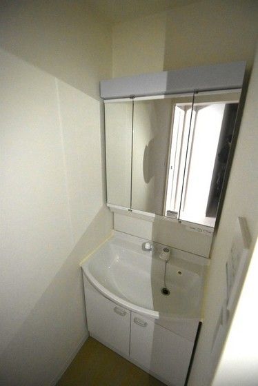 �y���ʏ��z�@