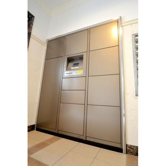 ��z�{�b�N�X