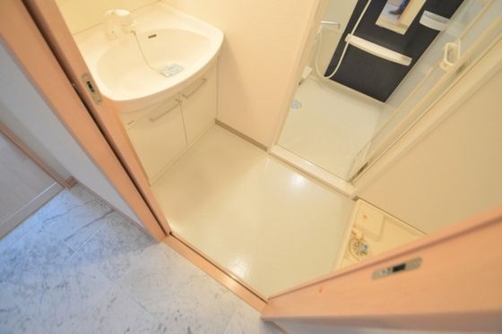 �y���̑������E�X�y�[�X�z�@���ʒE�ߏ��͊������ł��ˁI