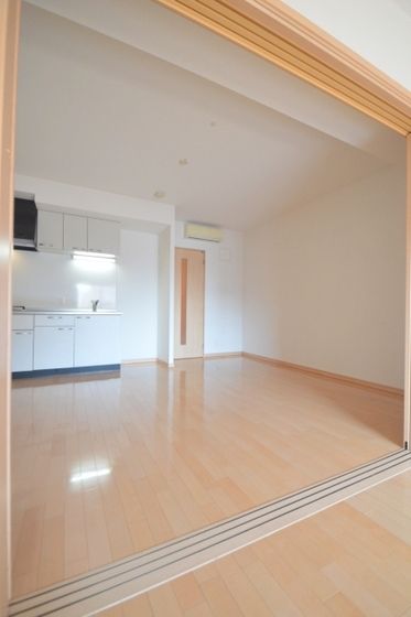 �y�����E���r���O�z�@LDK10��(^o^)