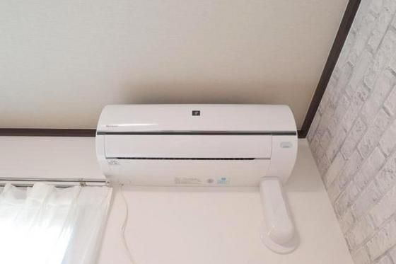 �y���̑��ݔ��z�@�G�A�R��1��t��