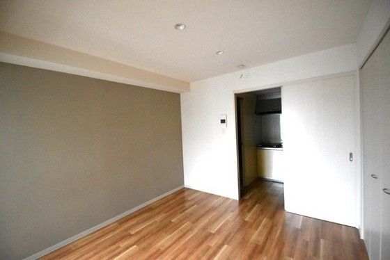 �y���̑������E�X�y�[�X�z�@