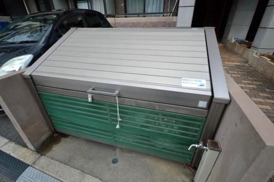 �S�~�u����