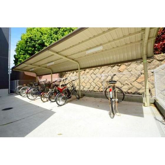 ���փX�y�[�X