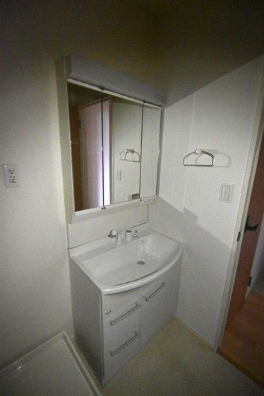 �y���ʏ��z�@