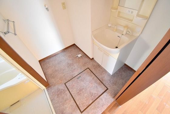 �y���ʏ��z�@