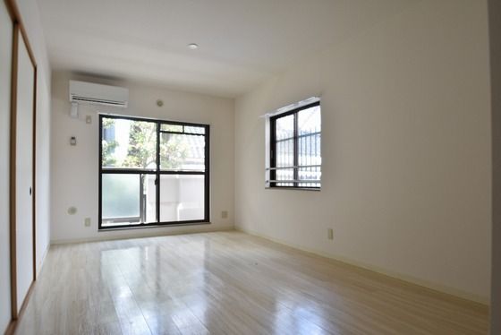 �y���̑������E�X�y�[�X�z�@