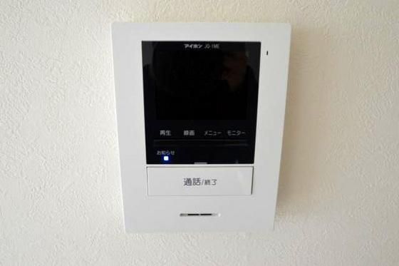 �y�Z�L�����e�B�z�@���j�^�[�t���C���^�[�z��