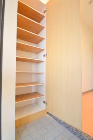 �y���ցz�@�V���[�Y�{�b�N�X