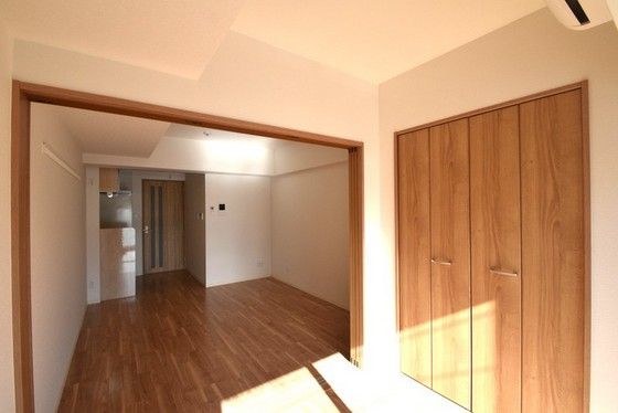 �y���̑������E�X�y�[�X�z�@