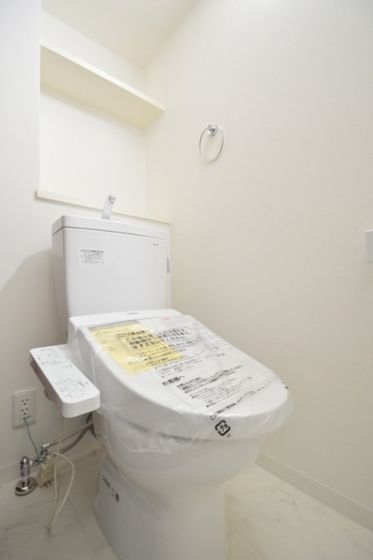 �y�g�C���z�@�E�H�V�����b�g