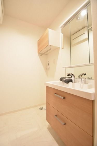 �y���ʏ��z�@