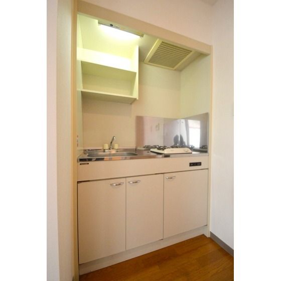 �y�L�b�`���z�@