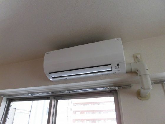 �y���̑��ݔ��z�@�G�A�R��