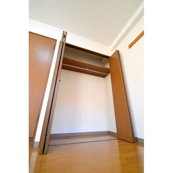 �y���[�z�@�N���[�[�b�g