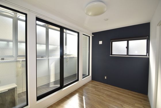 �y���̑������E�X�y�[�X�z�@